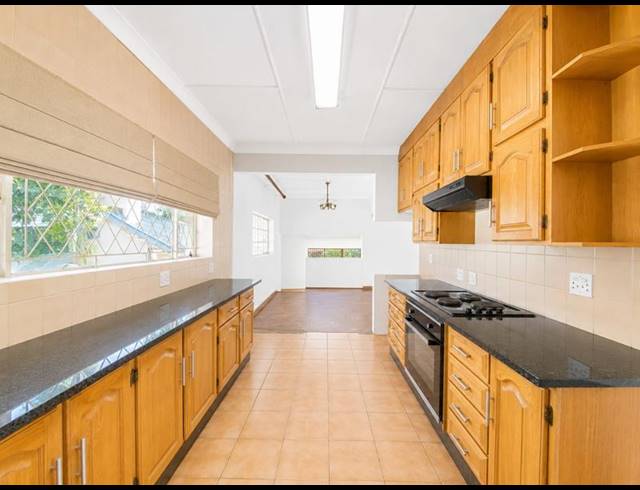 3 BEDROOM PROPERTY TO RENT IN WENDYWOOD